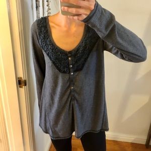 Free People navy casual sweater blouse